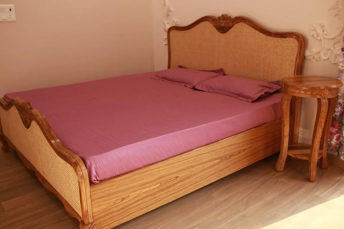 Stylish 1BHK, Dwarka I Yashobhoomi I Delhi Airport Apartment New Delhi India