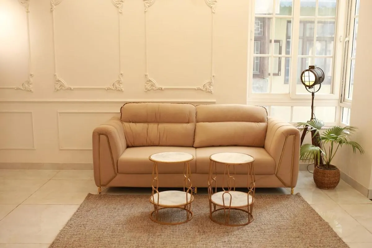 Stylish 1BHK, Dwarka I Yashobhoomi I Delhi Airport Apartment New Delhi India